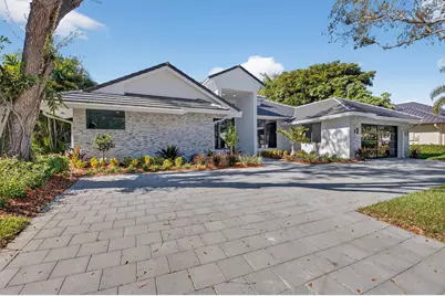 5723 Hamilton Way, Boca Raton, FL 33496 - Photo 3