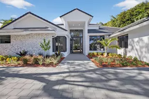 5723 Hamilton Way, Boca Raton, FL 33496 - Photo 5