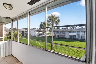 46 Waltham B, West Palm Beach, FL 33417 - Photo 15