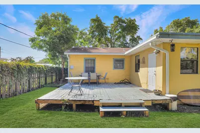 713 NE 35th Street, Oakland Park, FL 33334 - Photo 5