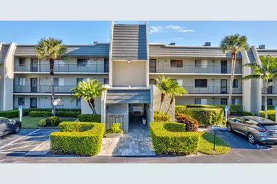 4090 Tivoli Court #208, Lake Worth, FL 33467 - Photo 9