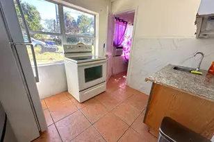 602 S 6th St, Fort Pierce, FL 34950 - Photo 13