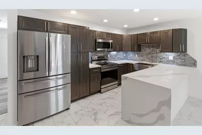 12155 Cuddington Court, Wellington, FL 33414 - Photo 9