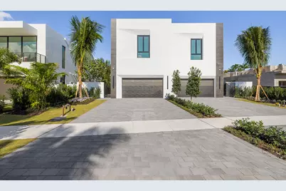 723 Lake Avenue N, Delray Beach, FL 33483 - Photo 1