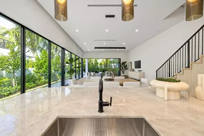 723 Lake Avenue N, Delray Beach, FL 33483 - Photo 5