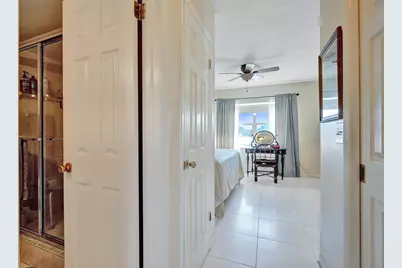 231 E Lantana Road #204, Lantana, FL 33462 - Photo 17