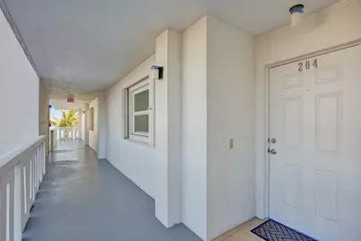 231 E Lantana Road #204, Lantana, FL 33462 - Photo 9