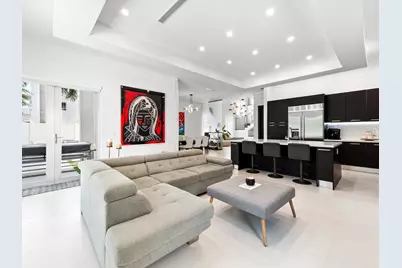 8405 NW 34th Street, Doral, FL 33122 - Photo 13