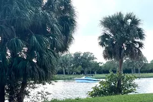 2840 Cynthia Ln, Lake Worth Beach, FL 33461 - Photo 27