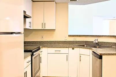 5065 Wiles Road #307, Coconut Creek, FL 33073 - Photo 3