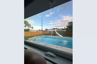 5665 Daphne Drive, West Palm Beach, FL 33415 - Photo 3