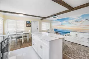 2020 Lake Osborne Dr, Lake Worth Beach, FL 33461 - Photo 7