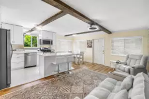 2020 Lake Osborne Dr, Lake Worth Beach, FL 33461 - Photo 9