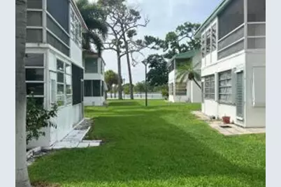 2020 Lake Osborne Drive #10, Lake Worth Beach, FL 33461 - Photo 21