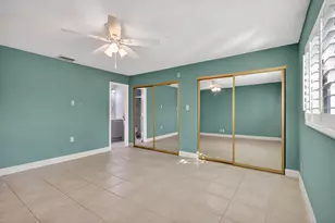 5926 N Los Alamos Ln, Delray Beach, FL 33484 - Photo 17
