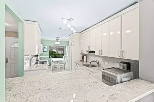 3 Stratford Dr E, Boynton Beach, FL 33436 - Photo 11