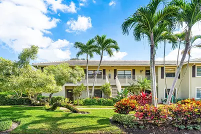 3 Stratford Drive E #B, Boynton Beach, FL 33436 - Photo 1