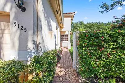 5125 Columbo Court, Delray Beach, FL 33484 - Photo 5