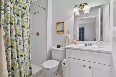 135 Lake Anne Drive, West Palm Beach, FL 33411 - Photo 19