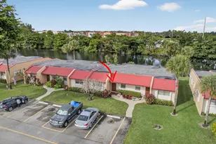 135 Lake Anne Dr, West Palm Beach, FL 33411 - Photo 33