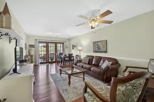 135 Lake Anne Dr, West Palm Beach, FL 33411 - Photo 9
