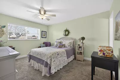 135 Lake Anne Drive, West Palm Beach, FL 33411 - Photo 15