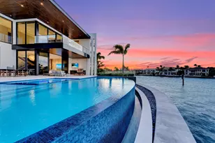 829 Orchid Dr, Boca Raton, FL 33432 - Photo 3