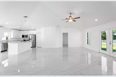 884 SW Thrift Avenue, Port Saint Lucie, FL 34953 - Photo 5
