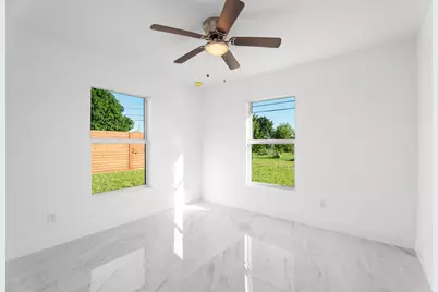 884 SW Thrift Avenue, Port Saint Lucie, FL 34953 - Photo 19