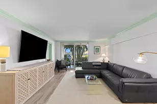 917 N Flagler Dr, West Palm Beach, FL 33401 - Photo 3