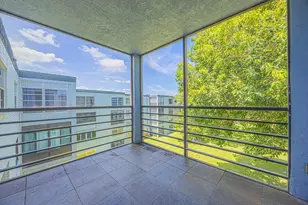 9440 SW 8th St, Boca Raton, FL 33428 - Photo 11