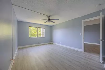 9440 SW 8th Street #417, Boca Raton, FL 33428 - Photo 15