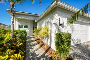 11739 SW Waterford Isle Way, Port Saint Lucie, FL 34987 - Photo 17