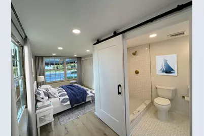 360 Alhambra Place, West Palm Beach, FL 33405 - Photo 15