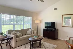 112 Palomino Dr, Jupiter, FL 33458 - Photo 3