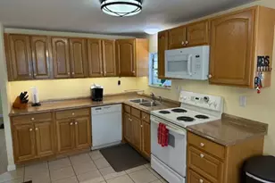 8217 SE Swan Ave, Hobe Sound, FL 33455 - Photo 15