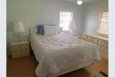 8217 SE Swan Avenue, Hobe Sound, FL 33455 - Photo 21