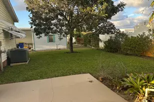 8217 SE Swan Ave, Hobe Sound, FL 33455 - Photo 29