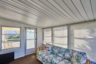 8217 SE Swan Ave, Hobe Sound, FL 33455 - Photo 3