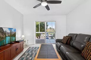 2615 NE 1st Ct, Boynton Beach, FL 33435 - Photo 13