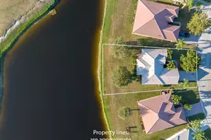 558 Waverly Cir, Port Saint Lucie, FL 34983 - Photo 35