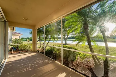 558 Waverly Circle, Port Saint Lucie, FL 34983 - Photo 3