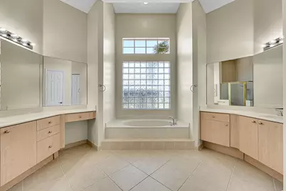 211 NW Pleasant Grove Way, Port Saint Lucie, FL 34986 - Photo 17