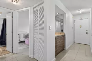 7547 NW 79th Ave, Tamarac, FL 33321 - Photo 9