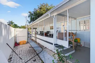 22849 Tradewind Rd, Boca Raton, FL 33428 - Photo 47