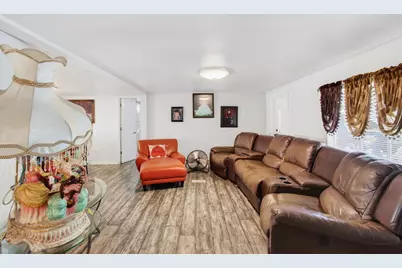 22849 Tradewind Road, Boca Raton, FL 33428 - Photo 7