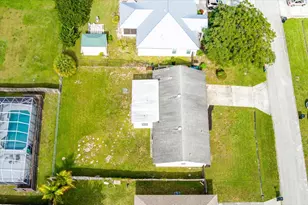 1972 SE Esterbrook St, Port Saint Lucie, FL 34983 - Photo 39
