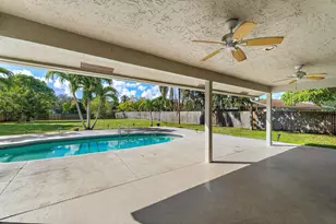 208 Las Palmas St, Royal Palm Beach, FL 33411 - Photo 39