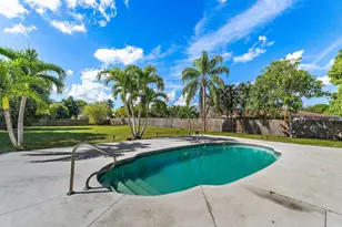 208 Las Palmas St, Royal Palm Beach, FL 33411 - Photo 41