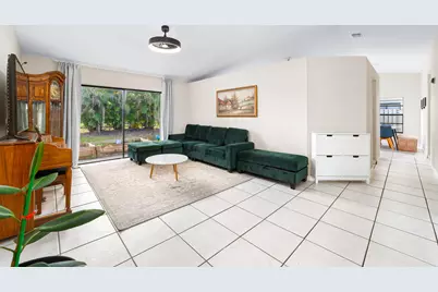 1060 Cedar Creek Way, Davie, FL 33325 - Photo 3